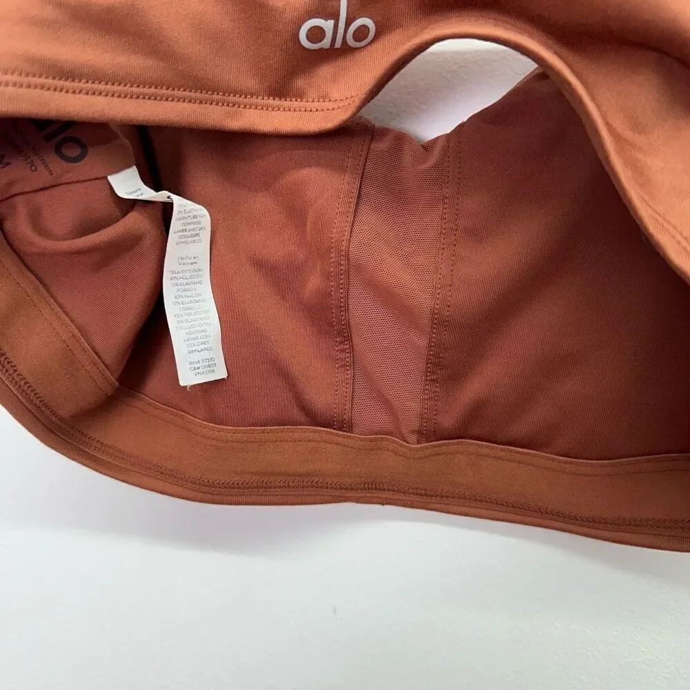 Alo Yoga Women’s Airbrush Cinch Bra in Rust Orange - Picture 8 of 9